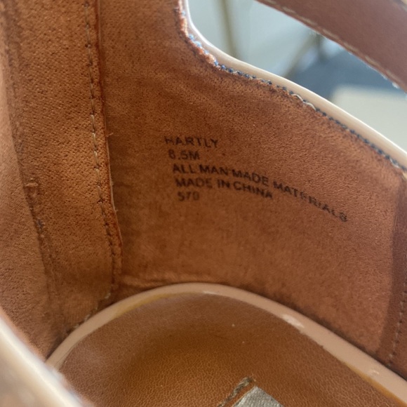 Steve Madden Heels- Size 8.5 - Picture 4 of 4